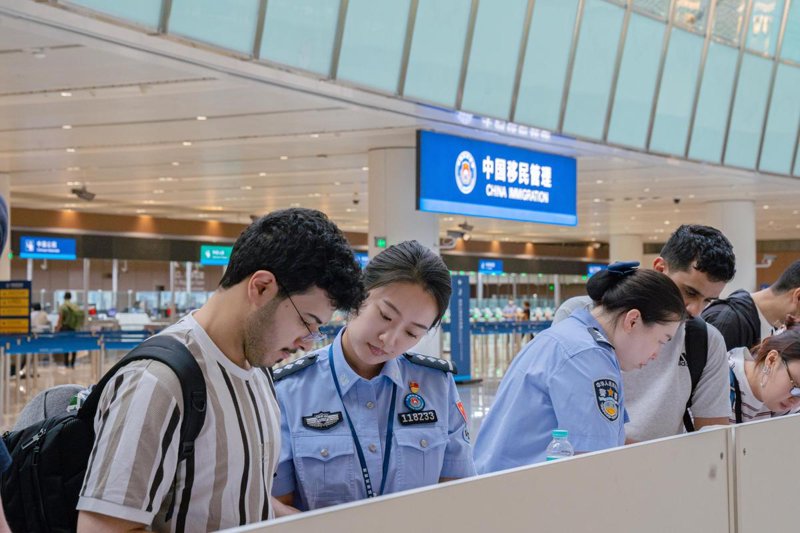 移民中介行业的最新动态与发展路径